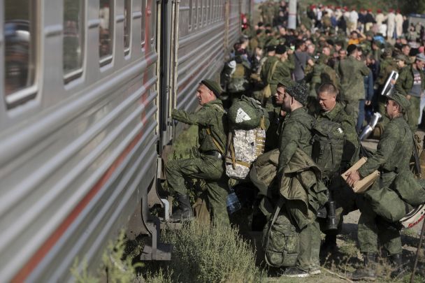 Армия РФ накапливает личный состав вблизи госграницы: где есть угроза штурма