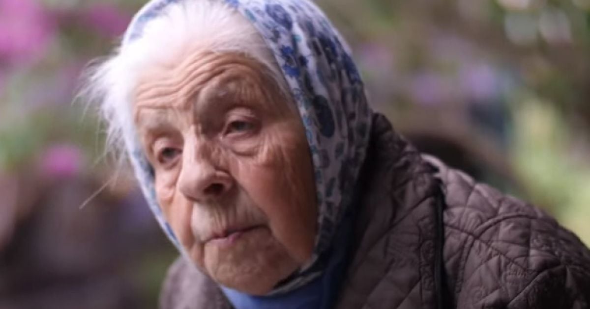 "Зворушлива історія війни": художниця з Луцька розчулила знамениту бабусю з Горенки