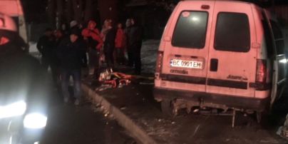 Смертельное ДТП на Львовщине: легковушка на трассе врезалась в грузовик