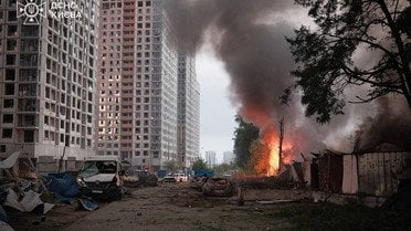 Рятувальна операція у Києві_2 / © ДСНС