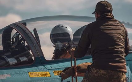Украинские пилоты потрепали оккупантов на Южном направлении: "демилитаризовано" 2 вражеских склада, опорник и вражеская техника