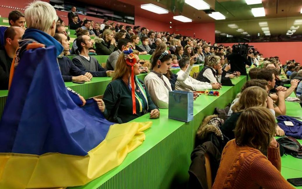 Порошенко прочитал лекцию в Иституте Европы при Цюрихском университете. / © Русская планета