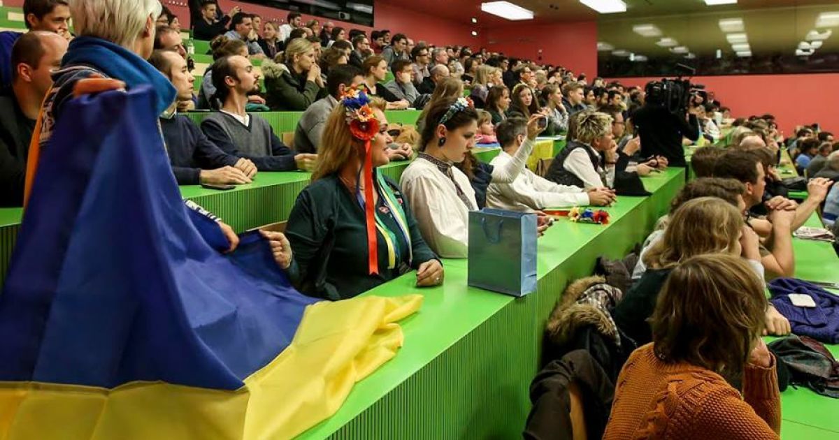 Порошенко прочитал лекцию в Иституте Европы при Цюрихском университете. / © Русская планета