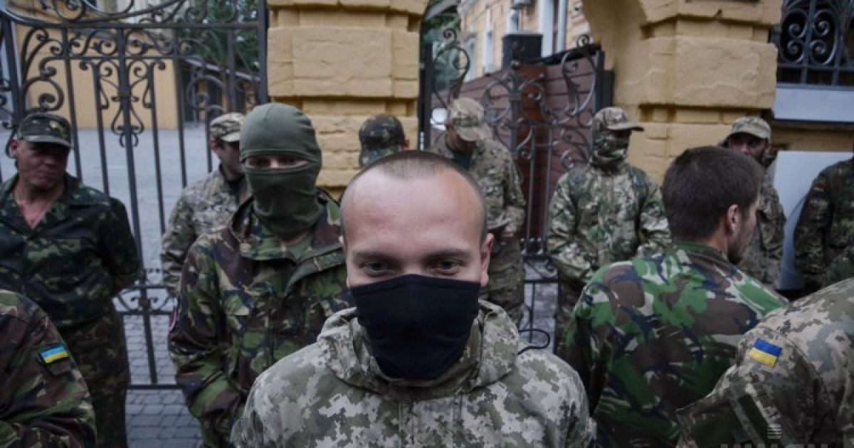 Протест "Правого сектора" под Администрацией президента.