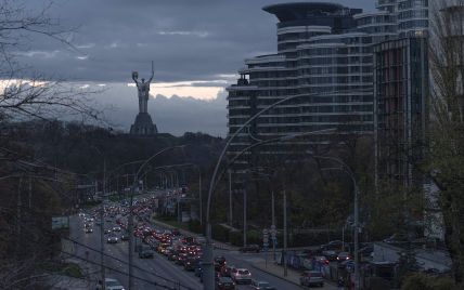 Киевлян просят не выезжать в город без необходимости: что случилось