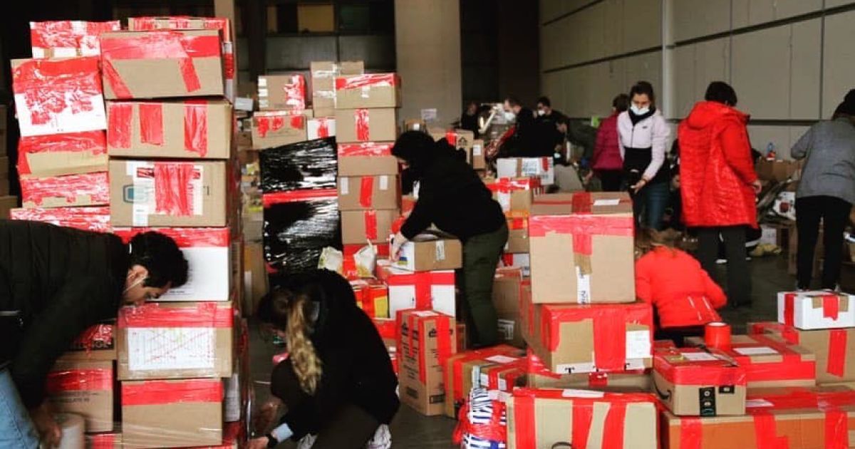 В Міноборони закликали волонтерів "не вихвалятись  публічно", яку допомогу і куди привезли