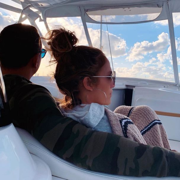  / © instagram.com/jlo