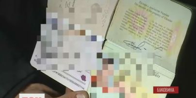 Буковинского чиновника задержали на границе с румынским паспортом