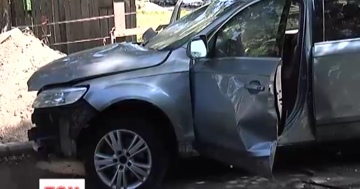 У Черкасах вибухнув автомобіль, постраждали двоє людей