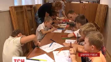 У Дніпропетровську батьки аутистів самотужки створили центр соціалізації для своїх дітей
