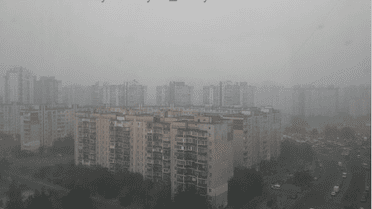 Киев - в дыму / © vk.com/troyeshchyna_array
