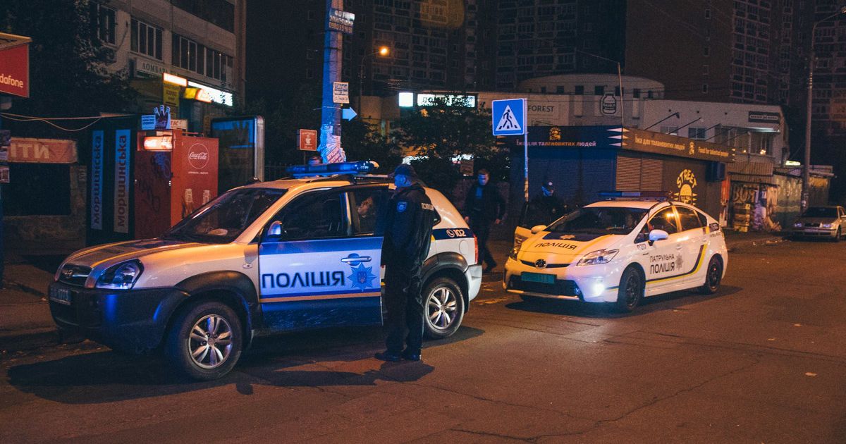Мужчина, который устроил стрельбу в столичном кафе, оказался офицером вооруженных сил