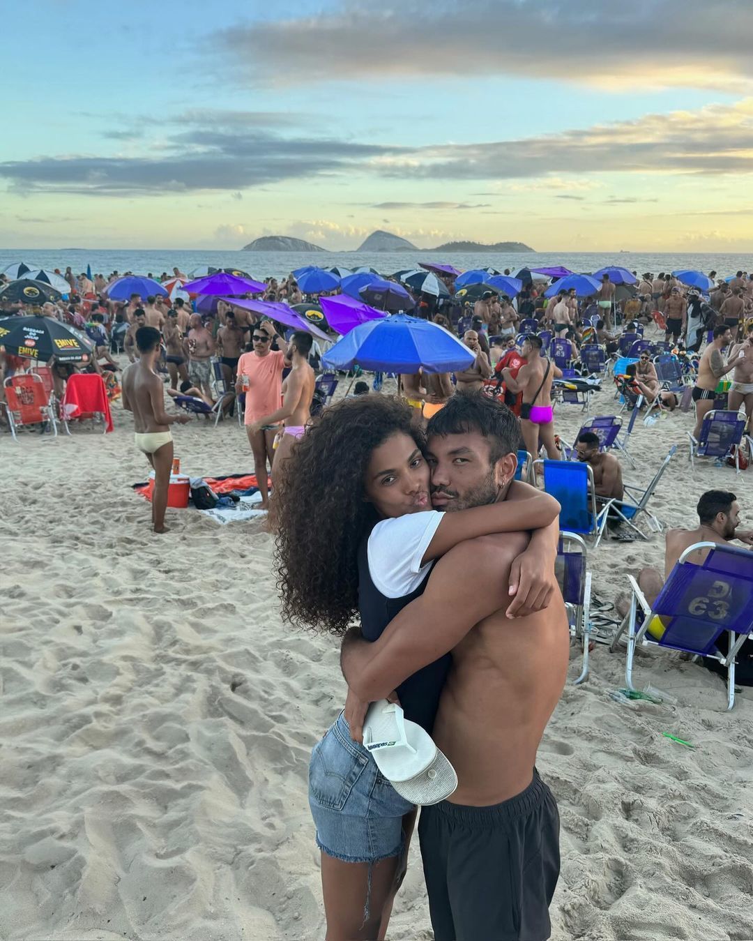 Тина Кунаки с Виктором Сантьяго в Бразилии / © instagram.com/tinakunakey
