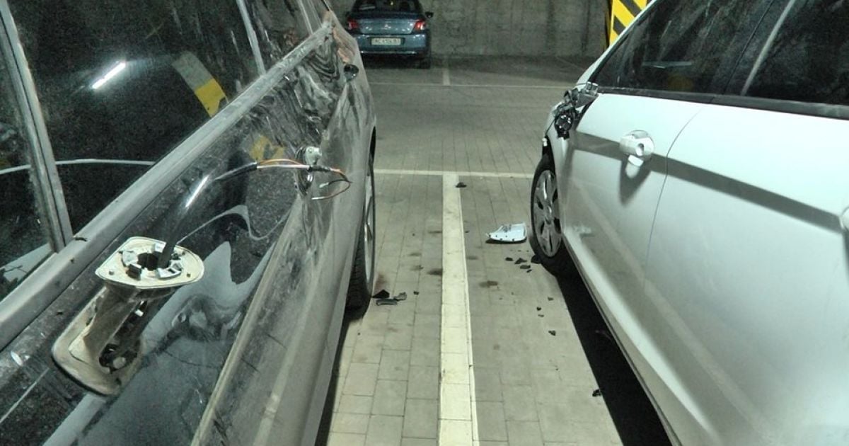 У Луцьку п'яний чоловік потрощив дев'ять автомобілів і заснув на капоті одного з них: фото