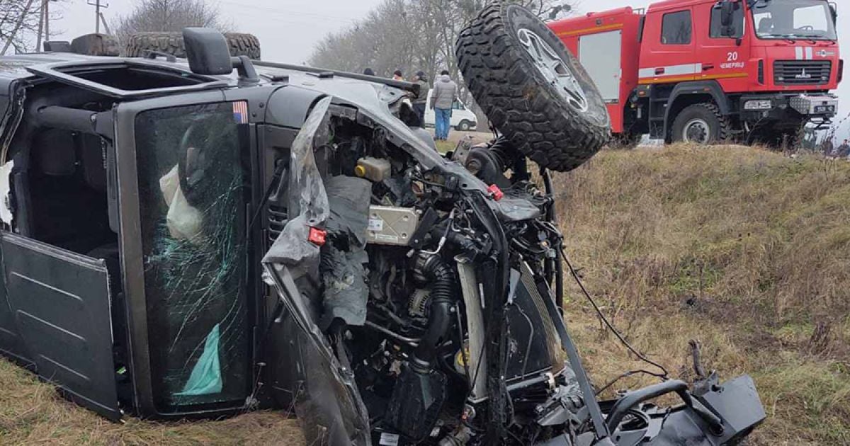 В ужасном ДТП на Хмельнитчине погибла женщина, еще пять человек получили травмы