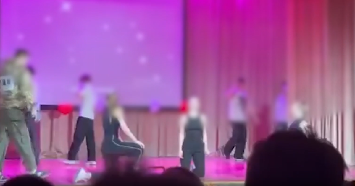 В Киеве мобилизация стала предметом высмеивания на уровне школьных мероприятий