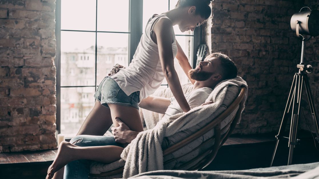 Оседлай его: 12 советов, как сделать секс в позе наездницы незабываемым