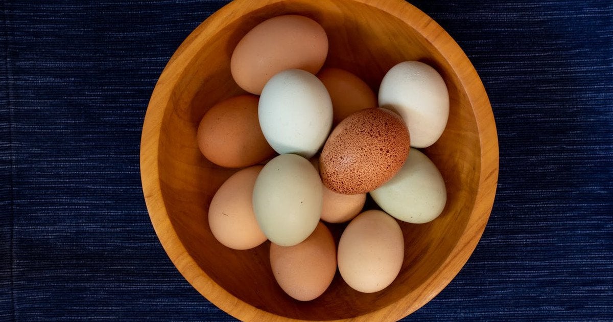 Чи можна класти яйця в холодну воду після варіння