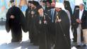Пелюстки троянд та проплачені мітинги: як у Києві зустрічають Вселенського Патріарха Варфоломія