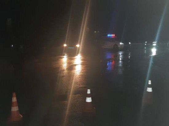На Київщині водій авто збив 9-річну дівчинку та втік: дитину у тяжкому стані ушпиталили (фото)