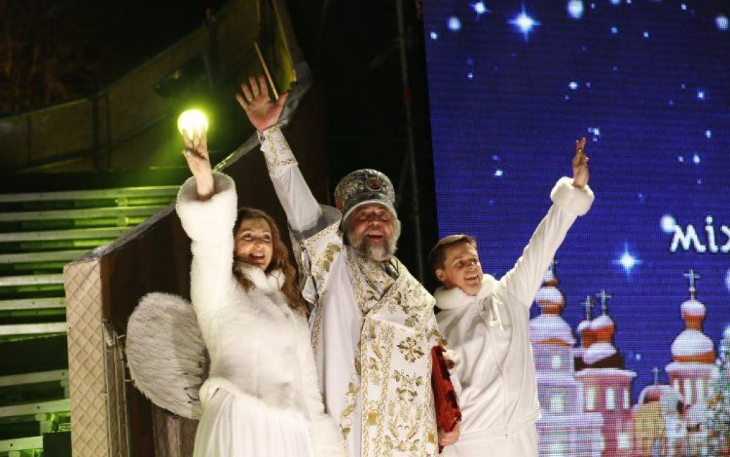 На День Святого Николая в Киеве зажгли главную новогоднюю елку страны. / © УНИАН