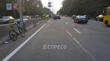 ДТП з велосипедистом у Києві_3 / © Еспресо.TV