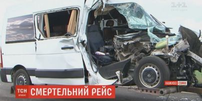 Дітей, які постраждали в аварії маршрутки в Білорусі, повернули до України