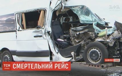 Дітей, які постраждали в аварії маршрутки в Білорусі, повернули до України