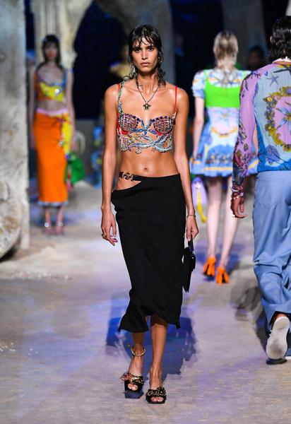 Коллекция Versace трет-а-порте сезона весна-лето 2021 / © East News
