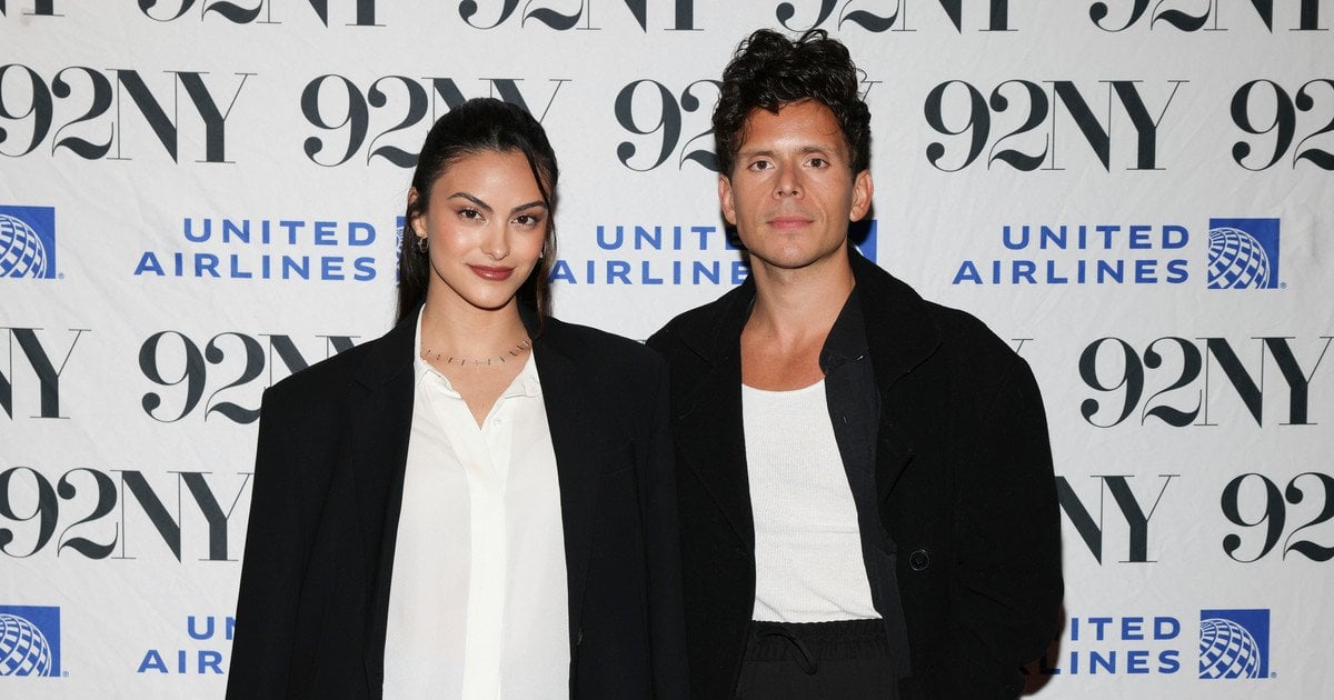 Камила Мендес и Руди Манкузо