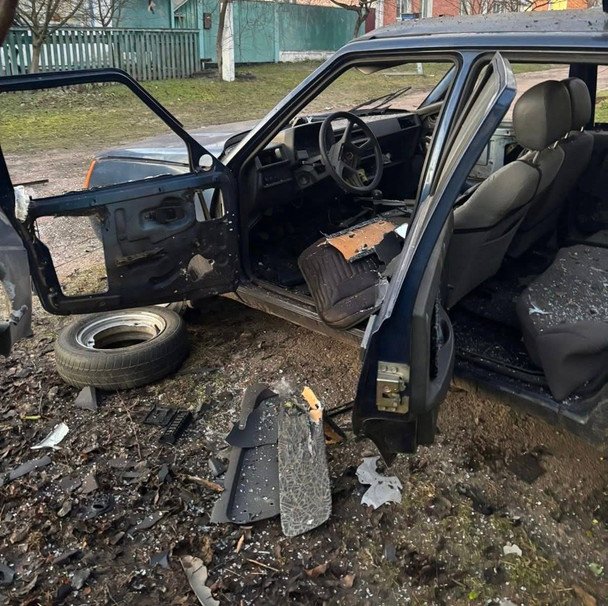 Последствия вражеского обстрела Черниговской области 29 ноября / © Глава Черниговской ОВА Вячеслав Чаус