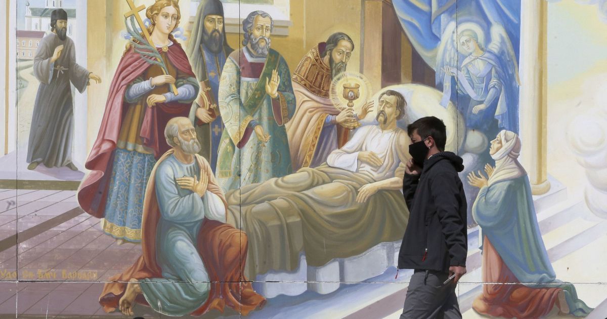 У Хмельницькій області заборонили відвідувати церкви через спалах коронавірусу у чоловічому монастирі