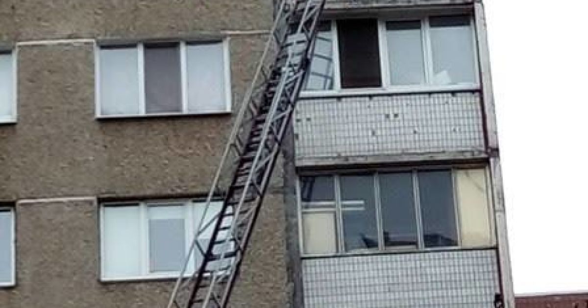 спроба самовбивства на Троєщині_6 / © Троєщина ВК / Facebook