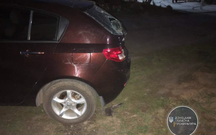 В Покровском пьяный 23-летний водитель сбил людей на обочине: мужчина погиб, двое детей — в больнице
