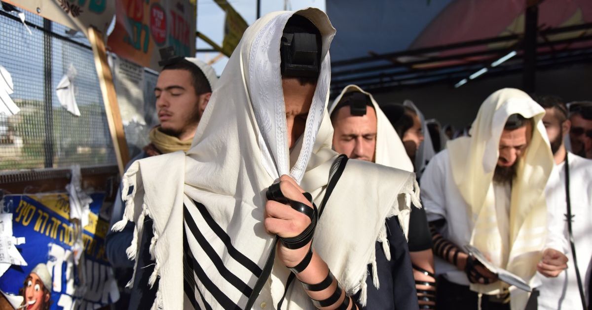 В Об'єднаній єврейській громаді України відреагували на погром біля могили рабина Нахмана