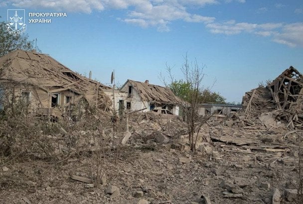 РФ ударила КАБами по Дніпропетровщині: 4 людей загинули, є поранені