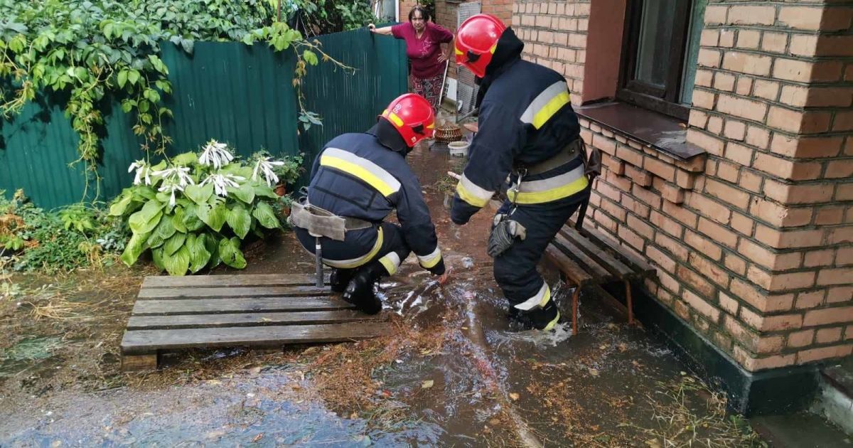 наслідки негоди у Вінниці_5 / © ГУ ДСНС України у Вінницькій області