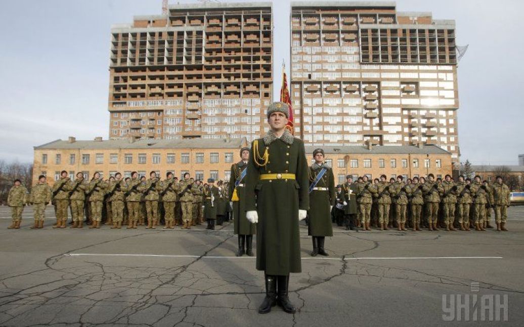 Військова присяга новобранців 101-ої окремої бригади охорони Генерального Штабу Збройних Сил України у Києві. / © УНІАН
