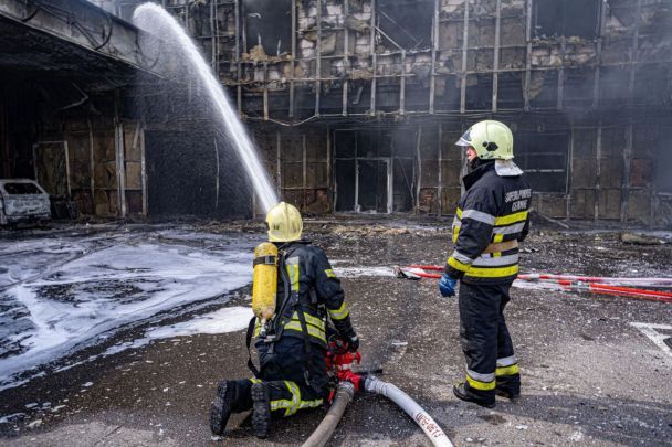 Масштабна пожежа на АЗС у Києві.