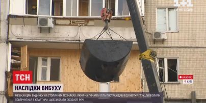 Мешканці зруйнованого будинку на столичних Позняках можуть забрати свої особисті речі