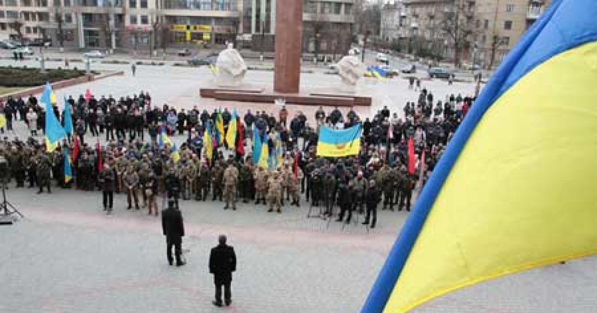 Чествование Героев Небесной Сотни в Ивано-Франковске / © Paralleli