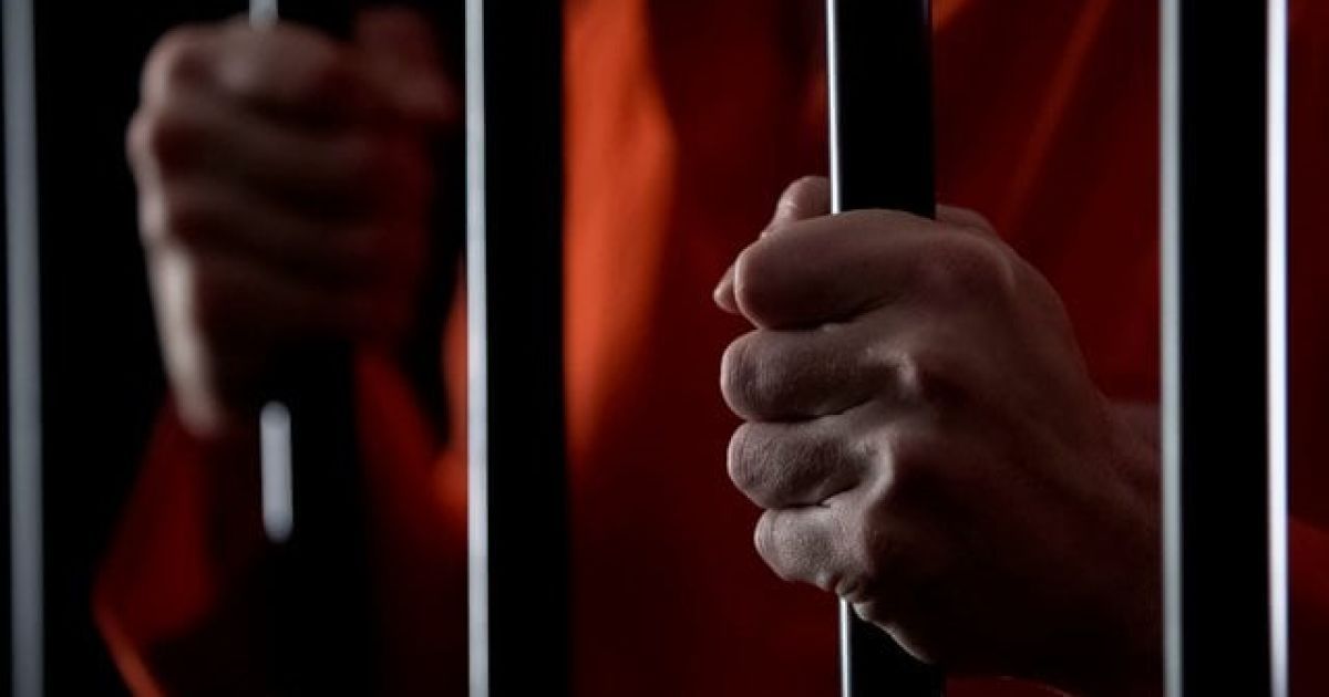"Виганяв з дому та казав, що він не його син": на Львівщині чоловік через дитячі образи вбив батька 