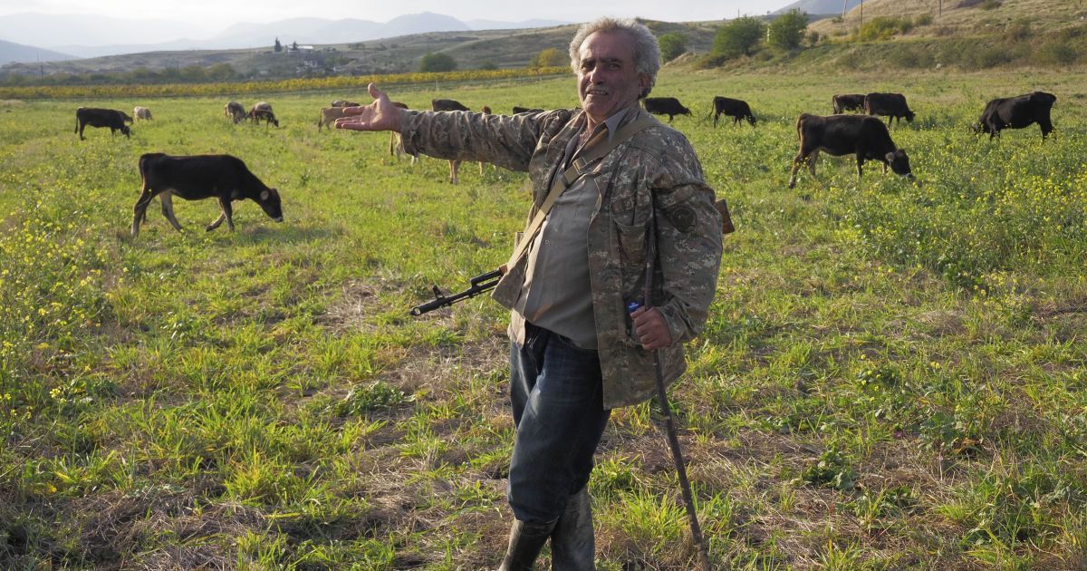 Азербайджан заявив про обстріл з території Вірменії: Єреван заперечує