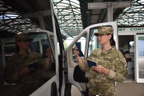 Пересечение границы для мужчин 18-22 лет: в ГПСУ сообщили, возрос ли пассажиропоток