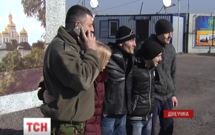 Под прицелом автоматов: обмен пленными состоялся на блокпосте боевиков