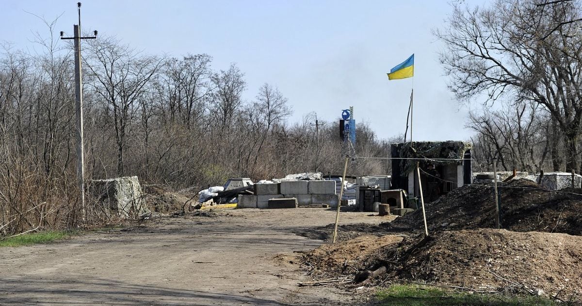 На Луганщине круглосуточно будуть работать три блокпоста