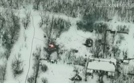 У мережі оприлюднили відео знищення українськими військовими БМП бойовиків на Світлодарській дузі