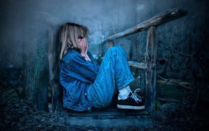 ​​Знущання та сексуальне насильство над 11-річною дівчинкою: на Київщині затримано групу підлітків