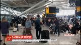 Более 15 тысяч пассажиров застряли в аэропортах Лондона из-за сбоя в работе компьютерной системы