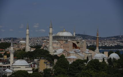 Скандальное решение: суд Турции открыл путь к превращению собора Святой Софии в мечеть